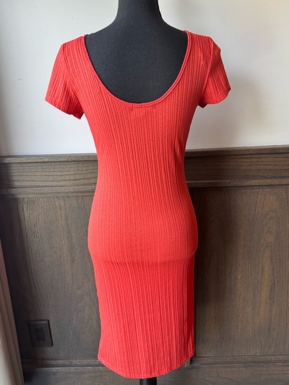 Absolutely Love It orange Ribbed Scoop Neck Short Sleeve Bodycon Dress L NWOT - Picture 4 of 7